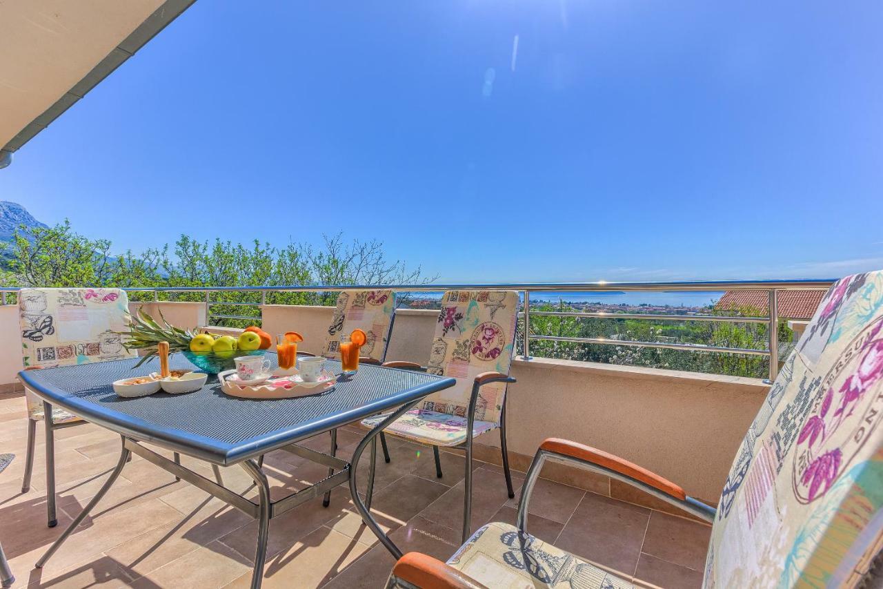 Modern Apartment With Large Pool&Sea View Kastela Exterior photo